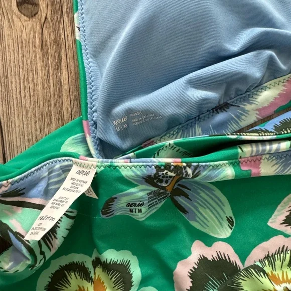 Aerie green floral triangle tie bikini set medium - Picture 3 of 3
